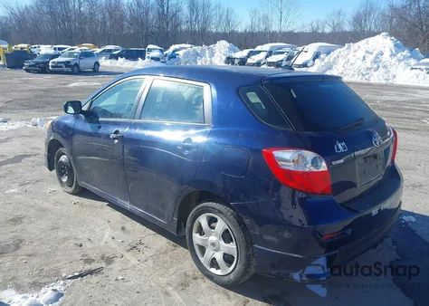 2010 Toyota Matrix S z USA, uszkodzony, nr VIN 2T1LE4EE7AC014401